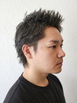 ワンワンオー バーバーショップ 長浜店(@110 BARBER SHOP) アップバング×シャープ束感ショート