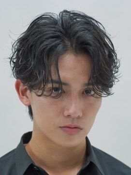テン 心斎橋(tenn.) フェザーショートフェザーパーマニュアンスパーマショートヘア