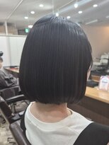 ラスター(LUSTER)&nbsp;ワンレングスボブ