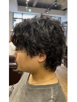 バーバーショップテト(barber shop tete) センターパート/スパイラルパーマ