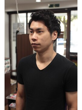 ヘアメイク グリーン アール(HAIR MAKE Green R) アップバングツーブロックパーマスタイル