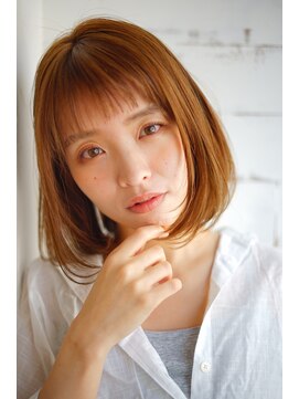 ヴァンクシー バイ ルナ(VANKCY by Luna) ナチュラル アッシュブラウン 大人ボブ 伸ばしかけ オン眉 20代