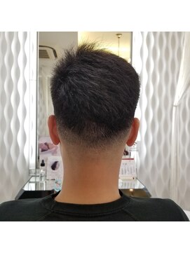 クオリス 赤塚店(QUALIS) 【QUALIS】イケメンフェードカット