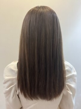 フェリーチェ ナチュラルストレート