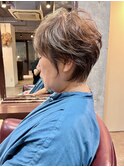 40代~におすすめ♪頭の形が綺麗になるショート