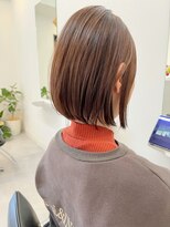 スリー(Th:ree)&nbsp;大人可愛い20代30代40代丸みとくびれショートボブ◎