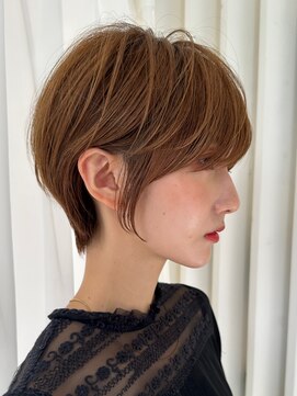 アマトウキョウ 表参道(AMA TOKYO) 斜めバング、小顔ショート、前髪パーマ