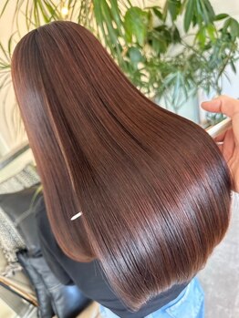ビューティー サロン ノエル(Beauty salon Noel)の写真/ずっと触っていたくなる理想のサラ艶髪を実現します♪ダメージを最小限に抑え、自然な仕上がりが嬉しい◎