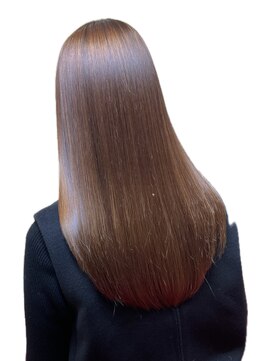 ルーチェ(luce) 髪質改善カラーヘアエステ　必要に応じた栄養分配合