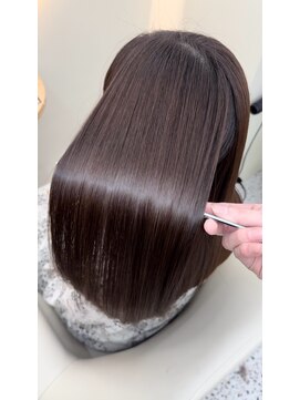 ピリオド 赤坂(Period.) カット+縮毛矯正+髪質改善