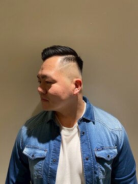 ダンヒルバーバー(dunhill BARBER) スキンフェード[メンズ/シェービング/床屋/銀座]