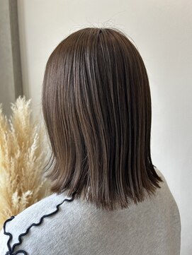 ソア(soar) 切りっぱなしボブ