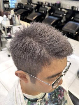 エアー 銀座タワー(AIR) メンズカット/刈り上げ/フェード/ハイトーンカラー/ブリーチ