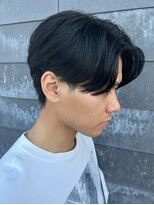 ヒュイル バイ ニアウ(Hwyl by Niau)&nbsp;メンズマッシュセンターパートスパイラルパーマニュアンスパーマ