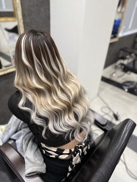 ラブスタシー 京都河原町店(lovestasy) シールエクステ/エクステ/ハネエクステ/ブリーチ/髪質改善