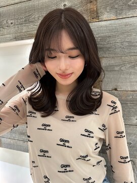 アイヴィ 表参道(IVY) くすみカラー ブラウン くびれヘア【肥田亜沙美】