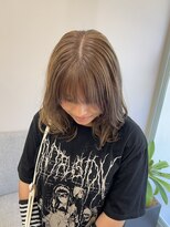 モナルダ(Monarda) くすみベージュ