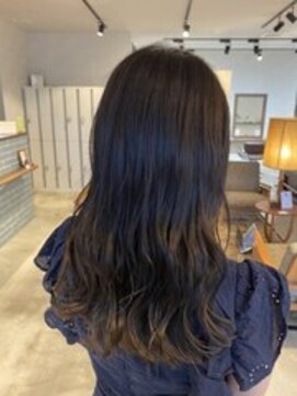 アッシュグレーカラー