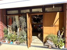 トゥートゥー(twotwo)