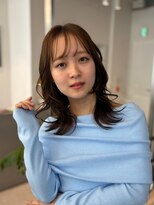 トリッカ シブヤ(TRICCA SHIBUYA)&nbsp;くびれミディアム/レイヤー/シースルー/ナチュラルヘア