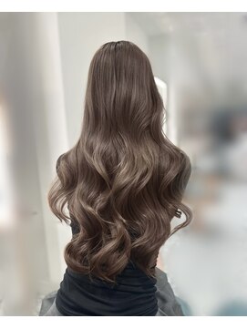 ジーナ 渋谷神南(Zina) Milky Greige