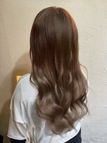 ARTICAL 福岡天神/ブリーチ/エクステ/髪質改善トリートメント【6月11日開店（予定）】&nbsp;ベージュカラー ハイトーン ブリーチ ロングレイヤー 20代