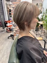 ルーナヘアー(LUNA hair)&nbsp;くびれショート/ダブルカラー/ハイトーン/ブリーチ/10代20代30代