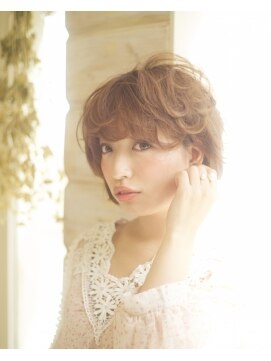 ロータス(Lotus) ★03-6434-0383★ 【LOTUS】☆外国の女の子風ボブ☆