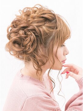 プログレスプラス 華やかパーティーヘア♪ふわルーズサイドアップ★