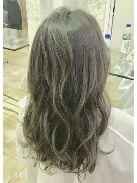 コタカ ドュピュイ イチキュウロクゴ(Cotaca depuis1965) ハイライト