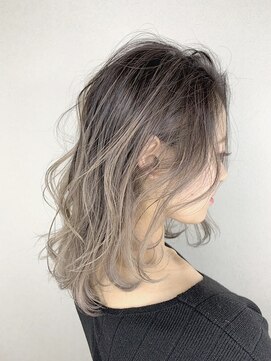 トレヘアー(tRe hair) バレイヤージュ　ミルキーシルバー