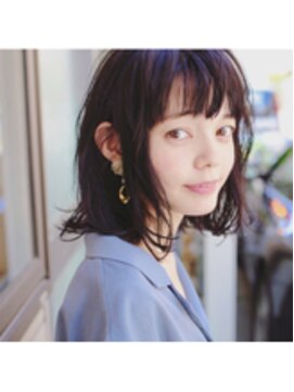 ミットバイツリー 新宿南口(mit by tree) ナチュラルダークアッシュヘルシータンバルモリ