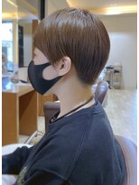 コワファースト パリ バイ アテナ(COIFF1RST PARIS by ATENA)&nbsp;大人ショート