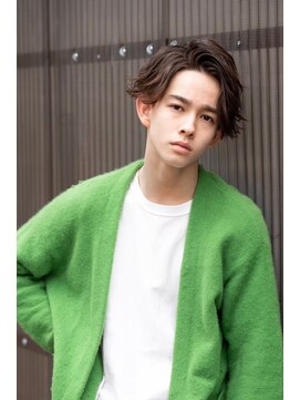 イルハバナ 渋谷(ill HAVANA) センターパート/メンズパーマアップバング