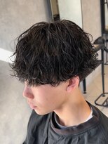 アビー(ABEY)&nbsp;波巻きスパイラル緩め無造作パーマ刈り上げマッシュ