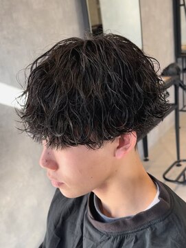 アビー(ABEY) 波巻きスパイラル緩め無造作パーマ刈り上げマッシュ