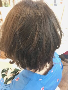 ヘアー バイ ミーズ(hair by Mii’s) ナチュラルカール