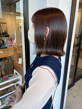 ナンバー(number+) 20代30代大人可愛い艶髪外ハネボブ