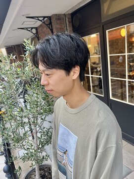 トータルビューティ ジェム バイ ヘアタイム(TOTAL BEAUTY gem by HAIR TIME) 黒髪　メンズカット　センターパート