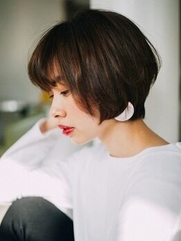 シアン 橋本南口店(SHIAN)の写真/【カット初回¥4400！】経験豊富なスタイリストが担当♪骨格を見極めた小顔見せカットが人気☆【橋本南口】