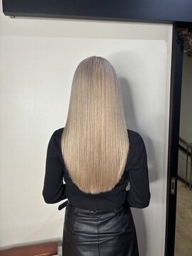 エイミー(Aimee) Aimee 町田 ホワイトベージュ×髪質改善トリートメント