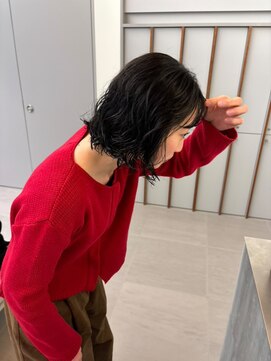 ローレンアオ(LOREN AO) 黒髪/ボブルフ/ネビージュ/小顔/ワンレン/ 矢場/髪質改善/前髪