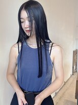 イル(ill)&nbsp;ブルーブラック　ストレート　髪質改善　大須