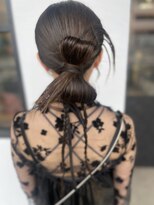 イク(iku)&nbsp;リボンカチモリヘア