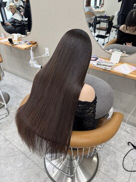 シカ 神戸三宮元町店(Cica) 髪質改善 縮毛矯正 ストレート 神戸三宮元町 美髪 UPTOGLOSS