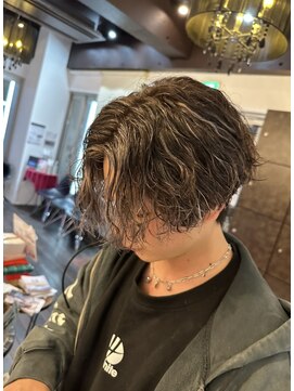 フォルテ 草薙店 forte草薙【海外風ホワイトハイライト】池田健人