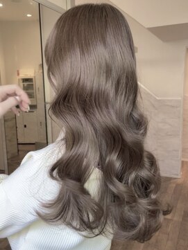 ディモアンド 表参道(Dimo&) x透明感カラー/イメチェン/ホワイトブロンド/外ハネボブ/美髪