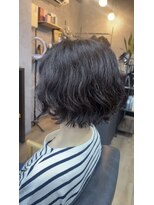 シリウスエイト(SIRIUS 8)&nbsp;くせ毛を生かしたミニボブ