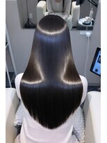ウル プラス シア(ulu + sia) 柔らかくしなやかで綺麗な髪へ【髪質改善】