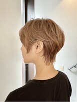 トリッカアヴェダ(tricca AVEDA) ブリーチカラー/ミルクティーベージュ/ショートカット